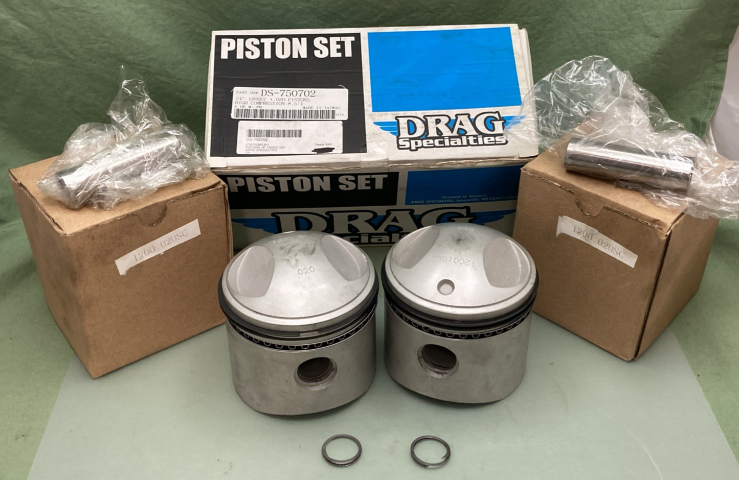 NEW GENUINE DRAG SPECIALTIES DS-750702 Piston Set