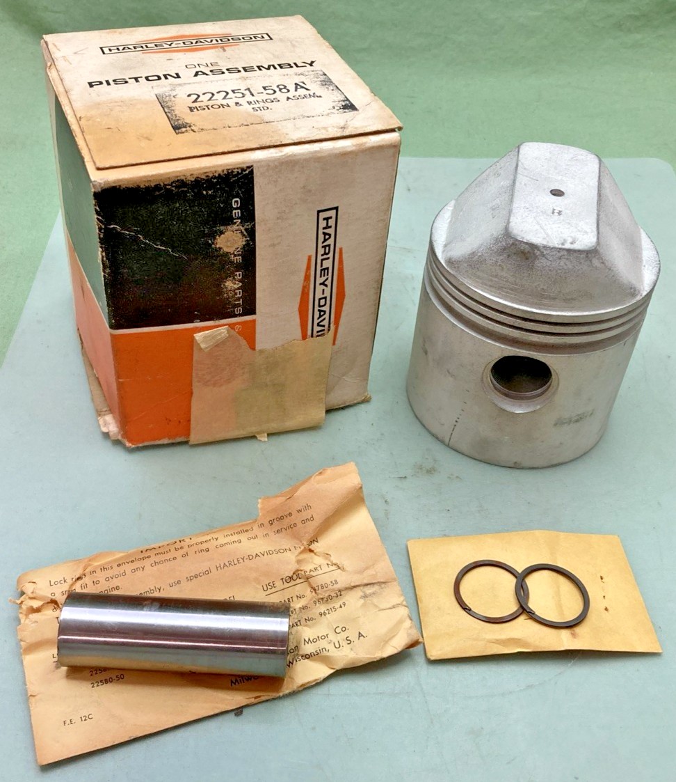 NEW GENUINE HARLEY DAVIDSON 22251-58A PISTON AND PIN ONLY INCOMPLETE KIT