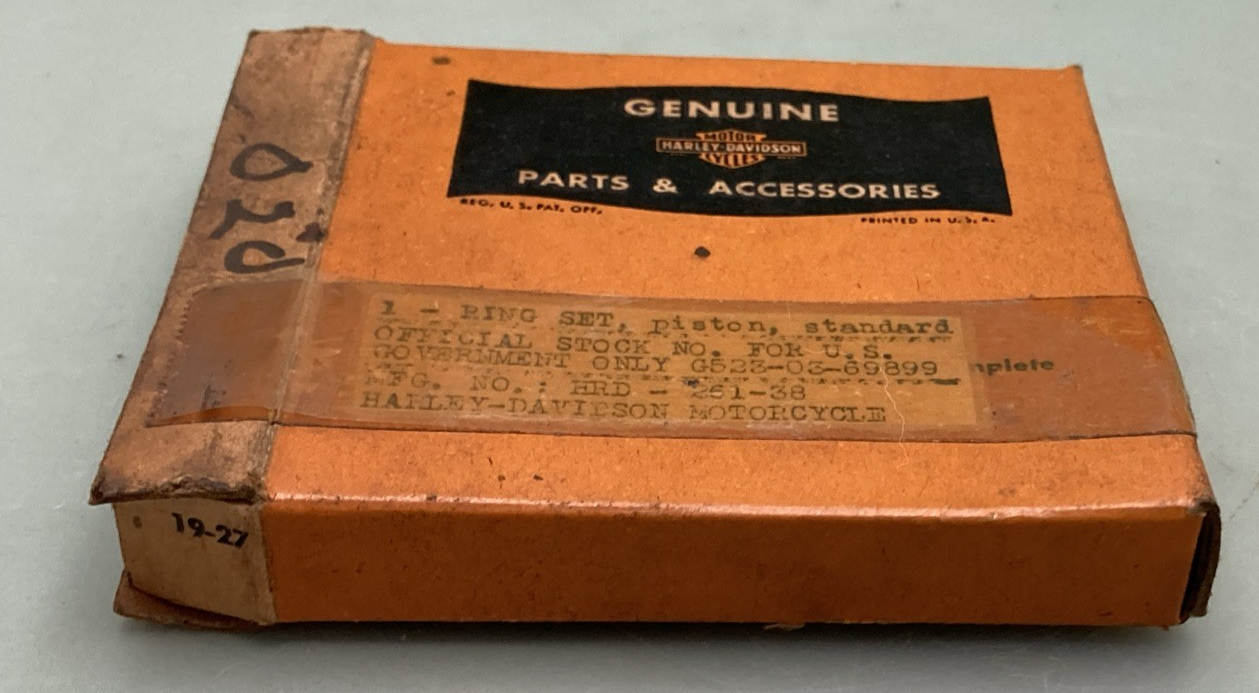 NEW GENUINE HARLEY-DAVIDSON 261-38 Ring set, piston Std.