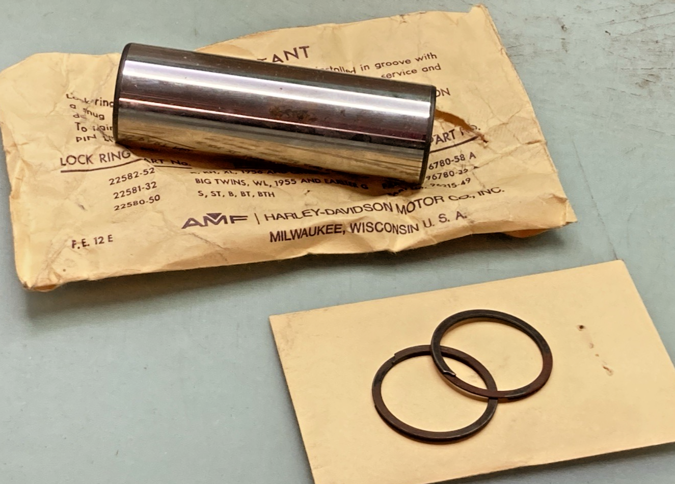 NEW GENUINE HARLEY DAVIDSON 22257-70 PISTON WITH PIN INCOMPLETE KIT