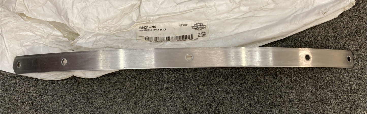NEW GENUINE HARLEY DAVIDSON 58431-94 WINDSHIELD INNER BRACE