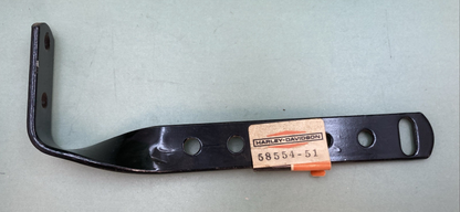 NEW GENUINE HARLEY DAVIDSON 58554-51 Bracket, legshield