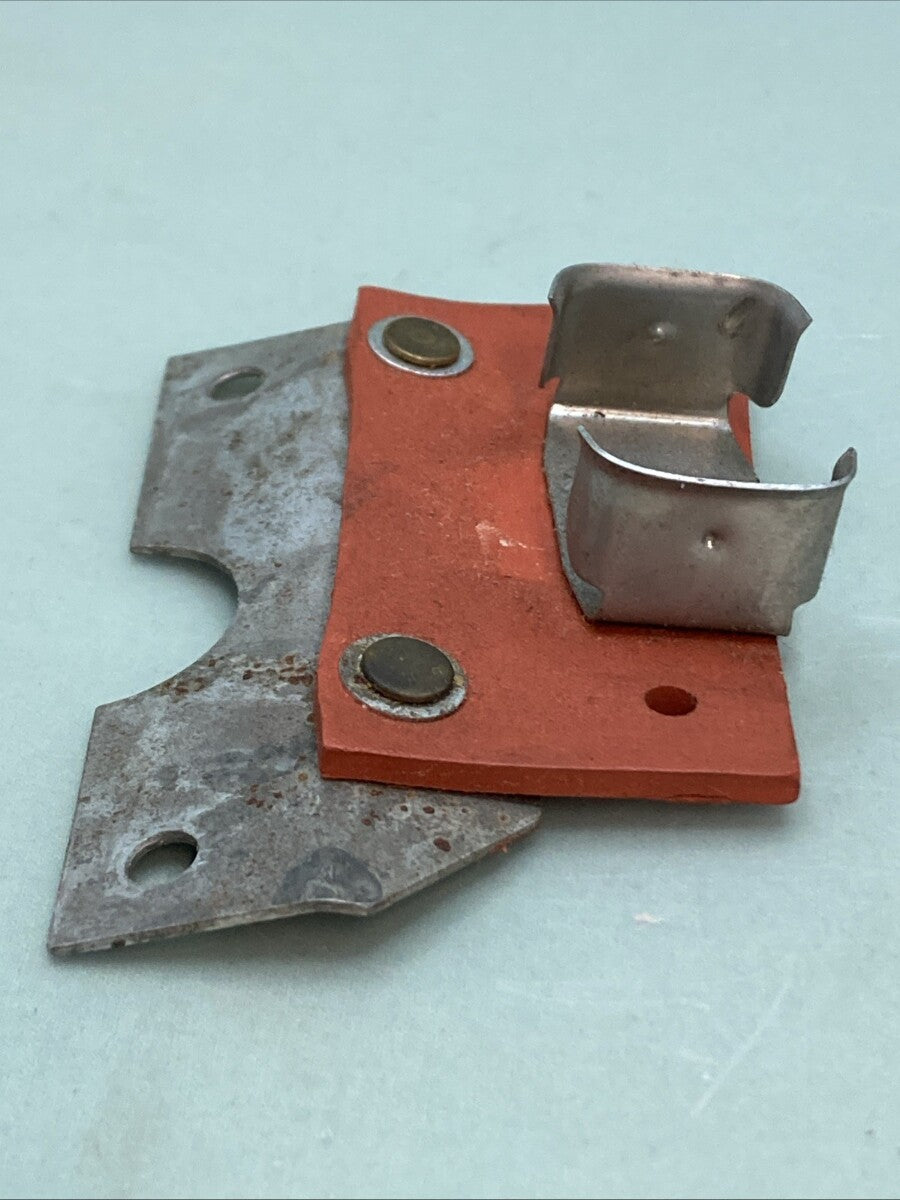 HARLEY DAVIDSON 68545-70 Bracket - flasher