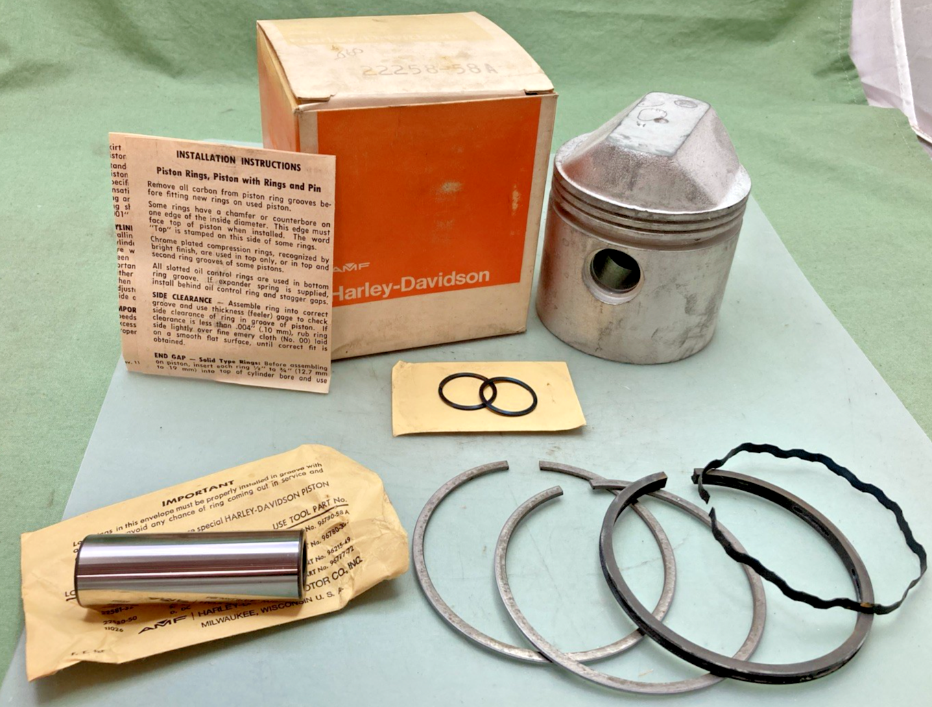 NEW GENUINE HARLEY DAVIDSON 22258-58A PISTON WITH RINGS AND PIN