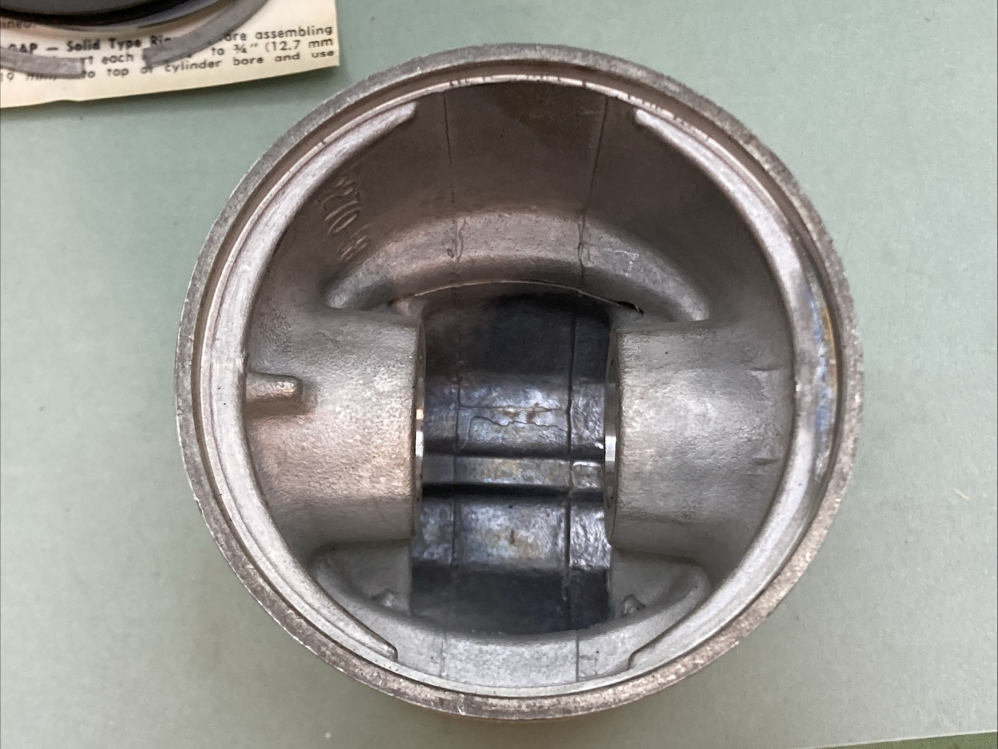 NEW GENUINE HARLEY DAVIDSON 22254-70A Piston, pin & rings 22270-58