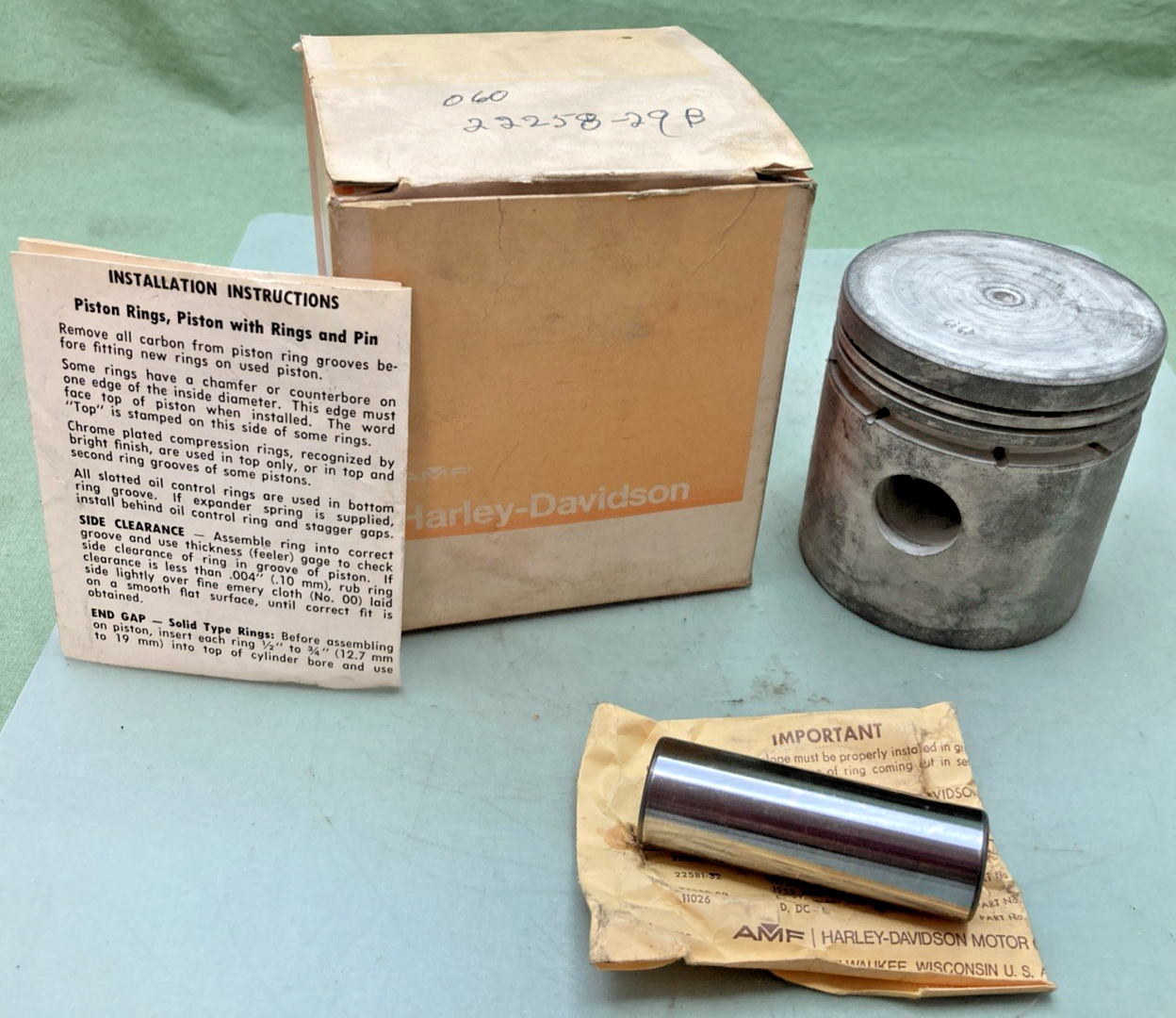 NEW GENUINE HARLEY DAVIDSON 22258-29B PISTON WITH PIN INCOMPLETE KIT
