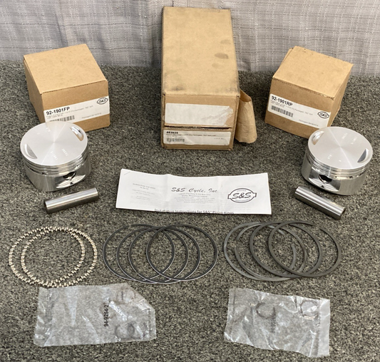 NEW GENUINE S&S 48395 PISTON SET