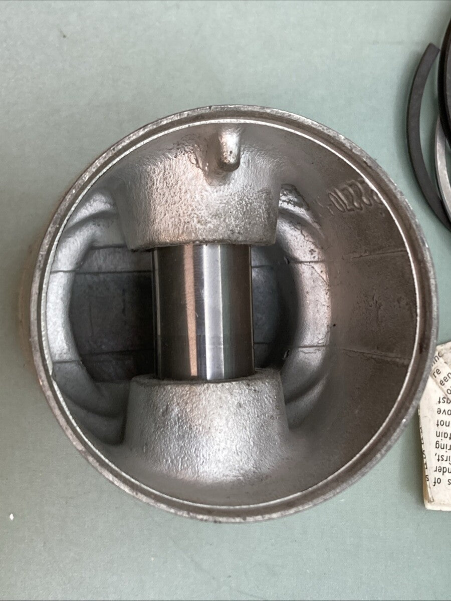 NEW GENUINE HARLEY DAVIDSON 22253-29B PISTON & RING KIT 22270-52