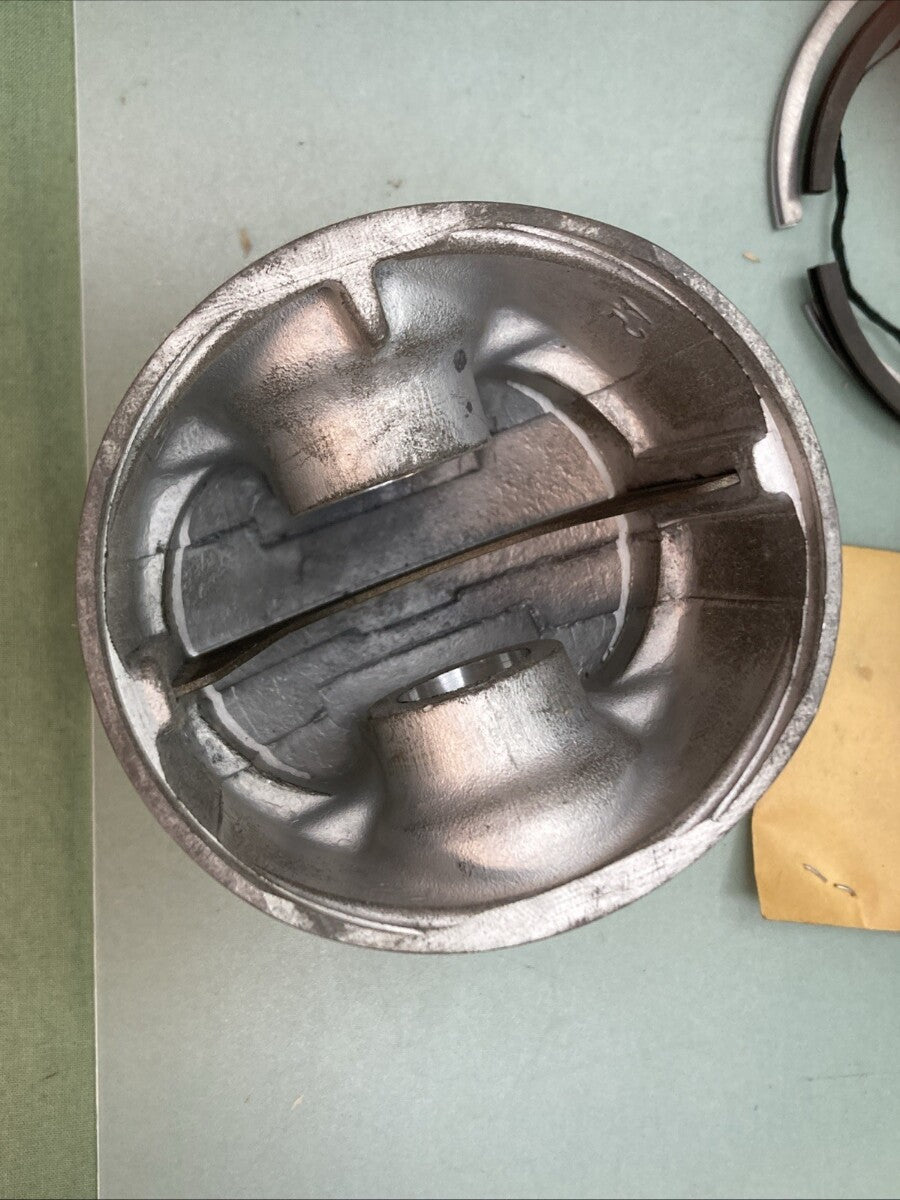 NEW GENUINE HARLEY DAVIDSON 22107-53B 050 PISTON & RING KIT 22121-40A