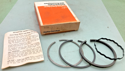 NEW GENUINE HARLEY DAVIDSON 22358-52B PISTON RING SET