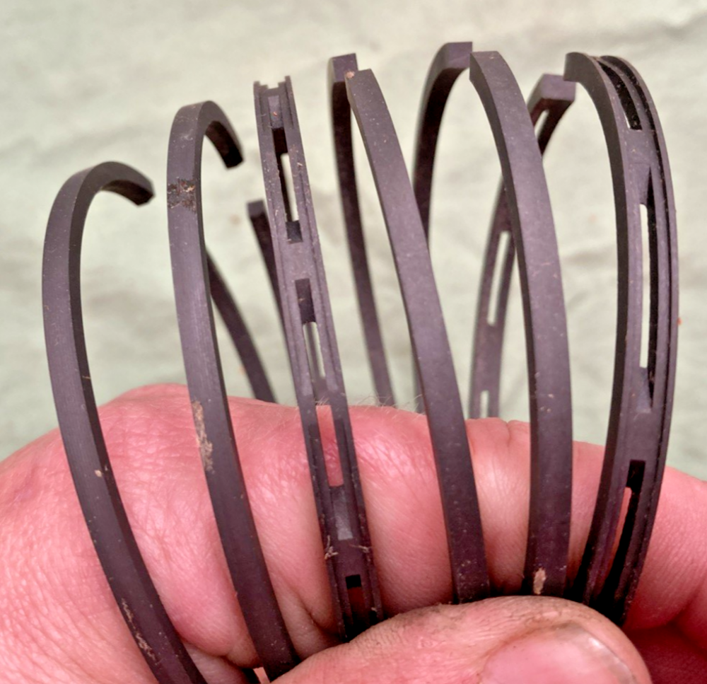 NEW GENUINE HARLEY DAVIDSON 22194-42 PISTON RINGS .040 O/S