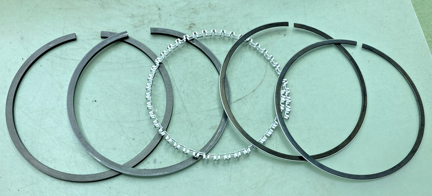 NEW GENUINE DIXIE J-11224 PISTON KIT WITH CIRCLIPS FOR HARLEY DAVIDSON