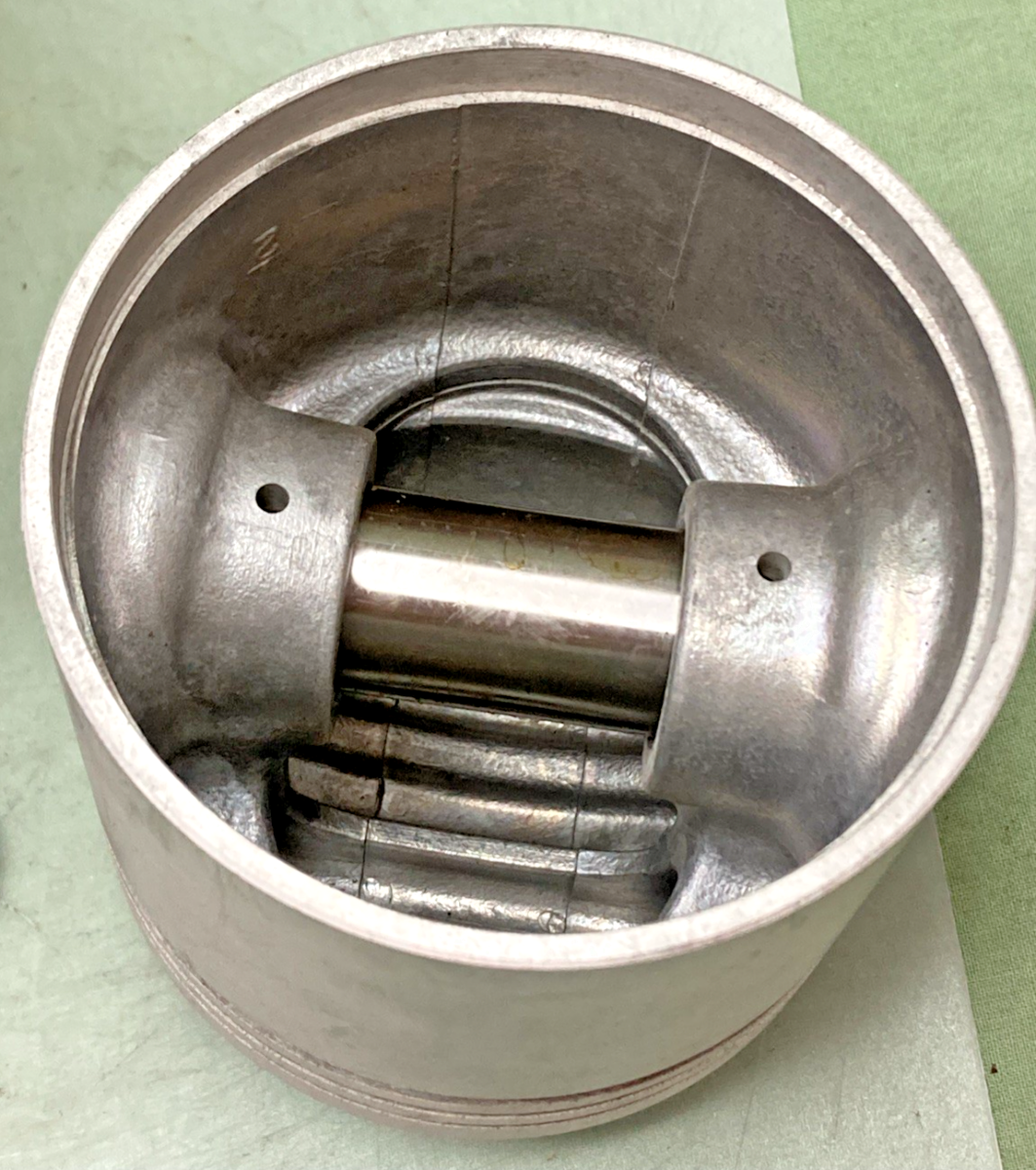 NEW GENUINE DIXIE J-11224 PISTON KIT, INSTRUCTIONS AND CIRCLIPS FOR HARLEY