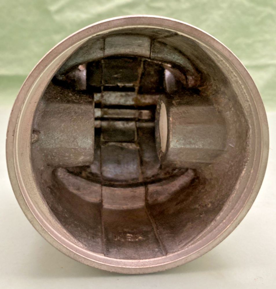 NEW GENUINE HARLEY DAVIDSON J-17551 PISTON KIT WITH RINGS, 3-3/16 BORE O/S .050