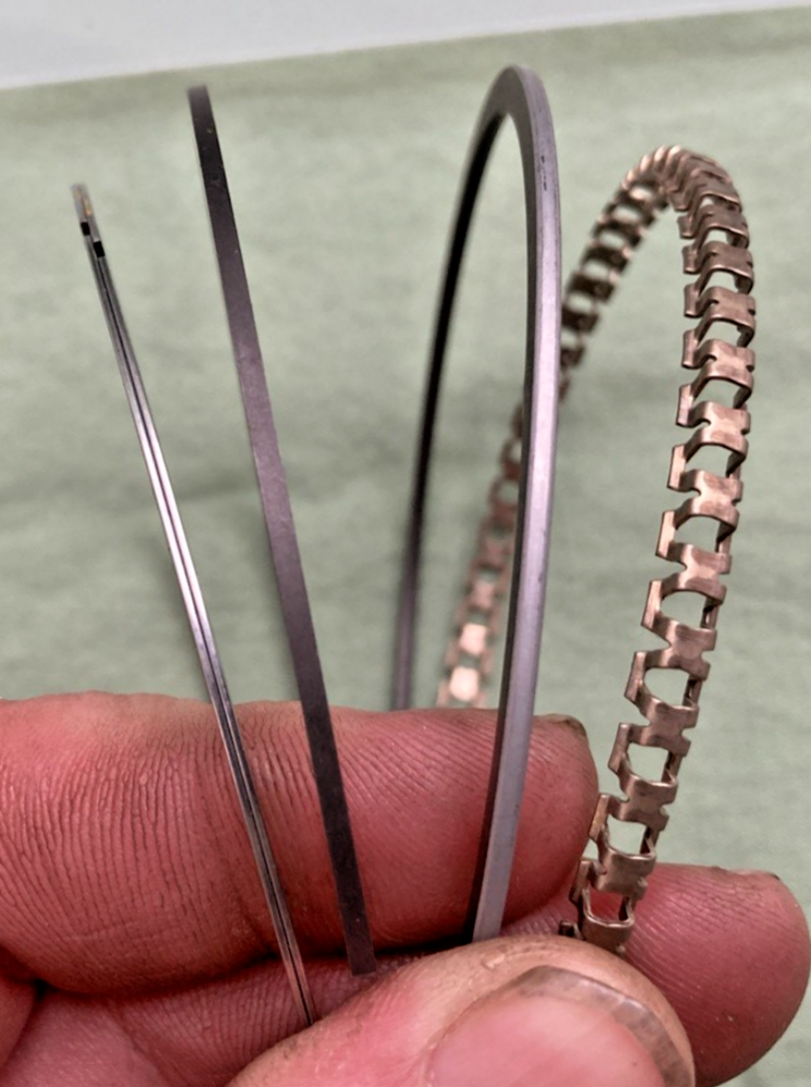 NEW GENUINE HARLEY DAVIDSON J-17551 PISTON KIT WITH RINGS, 3-3/16 BORE O/S .050