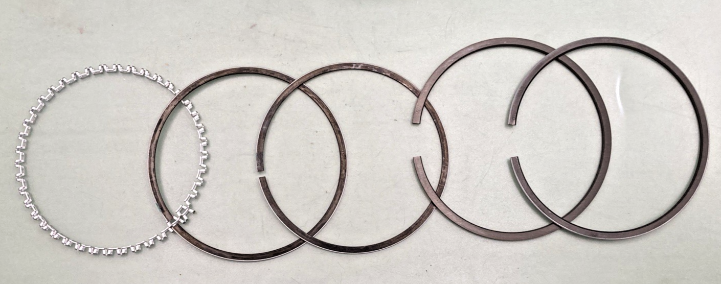 NEW GENUINE HARLEY DAVIDSON J-17551 PISTON KIT WITH RINGS, 3-3/16 BORE O/S .070