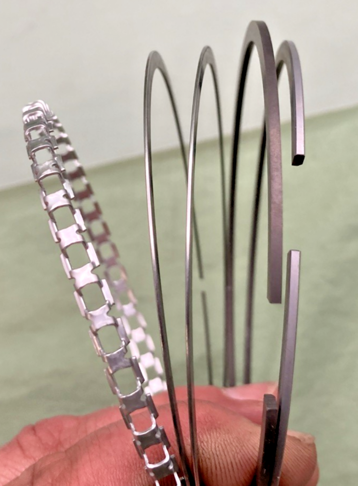 NEW GENUINE HARLEY DAVIDSON J-17551 PISTON KIT WITH RINGS, 3-3/16 BORE O/S .070