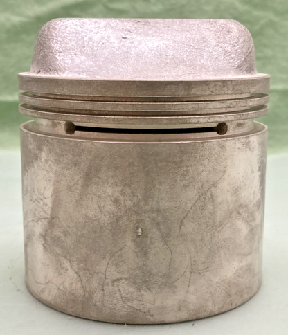 NEW GENUINE HARLEY DAVIDSON J-17551 PISTON KIT WITH RINGS, 3-3/16 BORE O/S .070