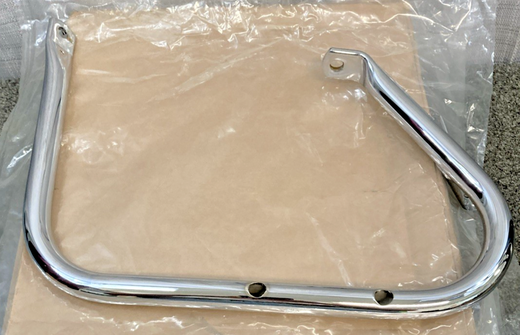 NEW GENUINE HARLEY DAVIDSON 49188-97 GUARD ASY, RH/RR