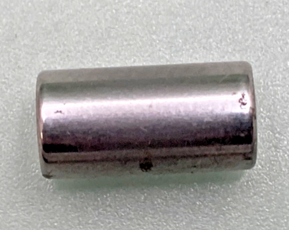 QTY 82 NEW GENUINE DIXIE DISTRIBUTING 9220 ROLLER BEARING, HARLEY DAVIDSON