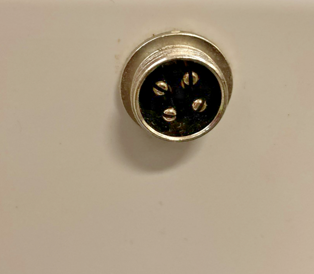 GENUINE SKYLON SKI-EASE MOTORIZED ROPE HOLDER