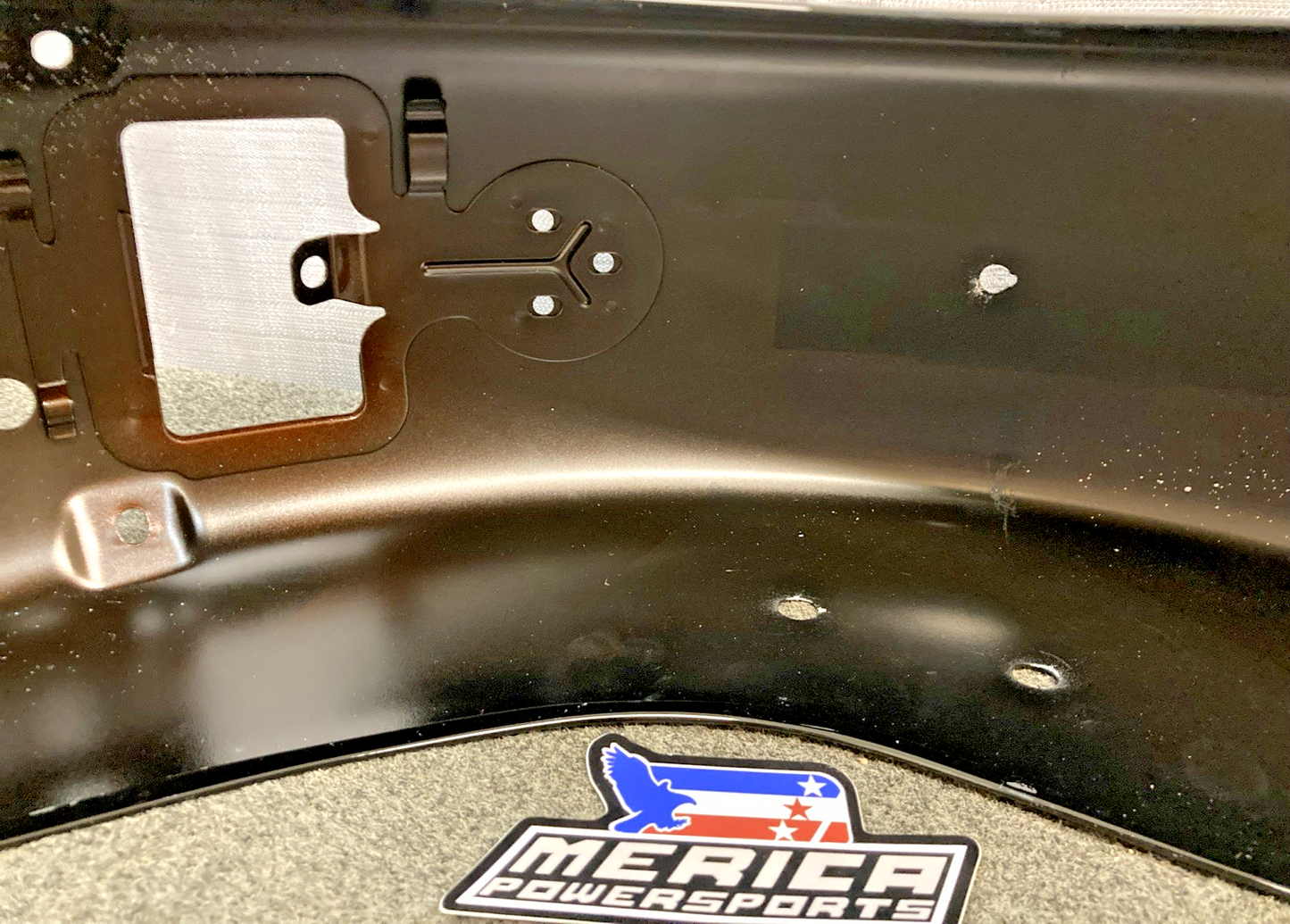 NEW GENUINE HARLEY DAVIDSON 59500523EKX FENDER, RR, SUB-ASSY, PNSTRP