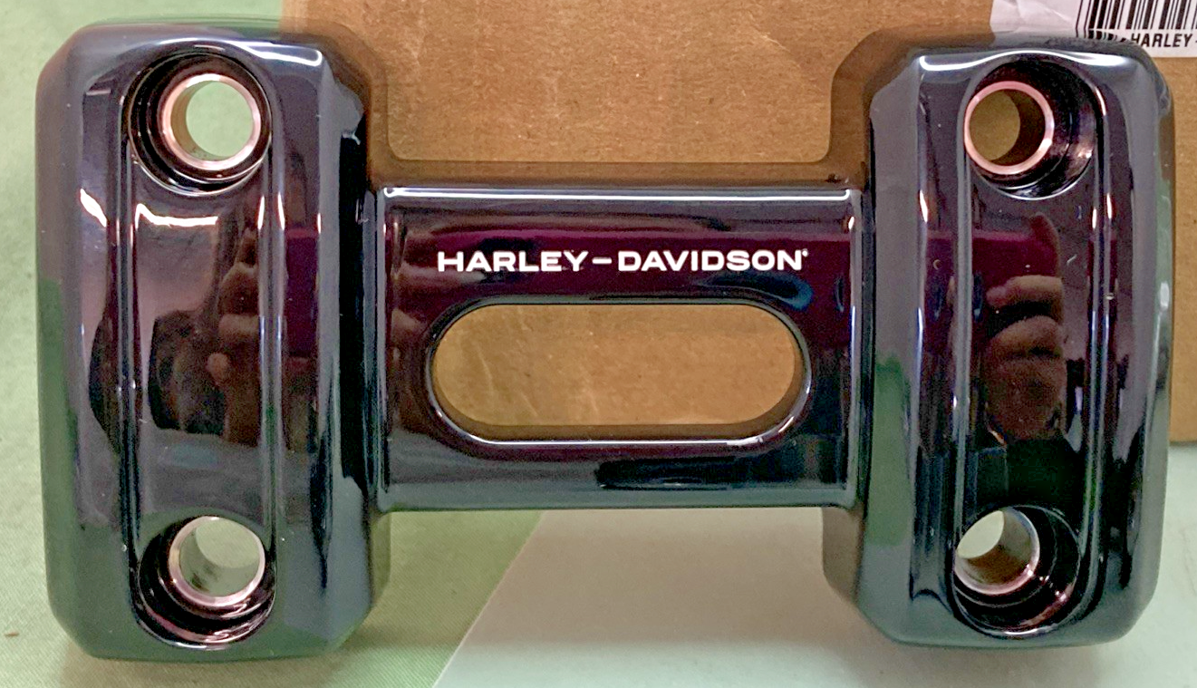 NEW GENUINE HARLEY DAVIDSON 55801485 H-BAR RISER KIT, BLACK