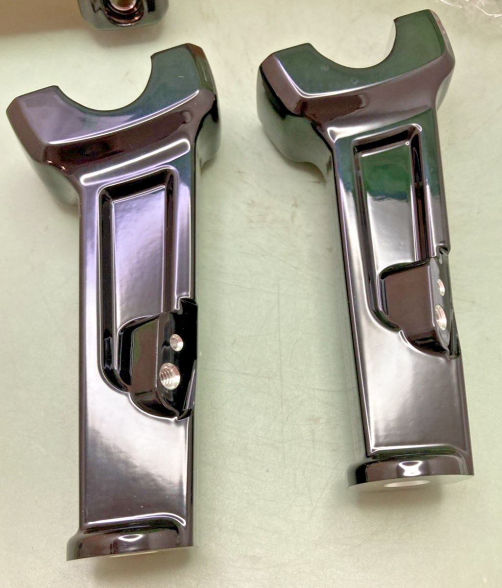 NEW GENUINE HARLEY DAVIDSON 55801485 H-BAR RISER KIT, BLACK