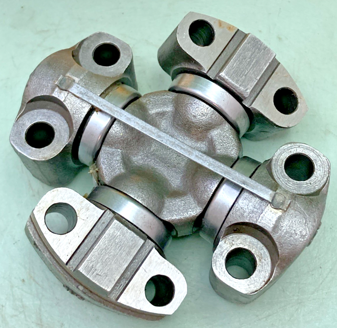 NEW GENUINE CAT 5T-1362 BEARING/U-JOINT