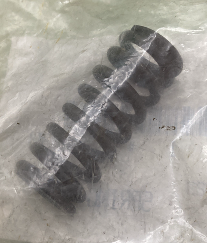 NEW GENUINE GM 15591898 SPRING