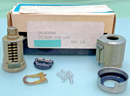 NEW GENUINE GM 15636966 CYLINDER DOOR LOCK