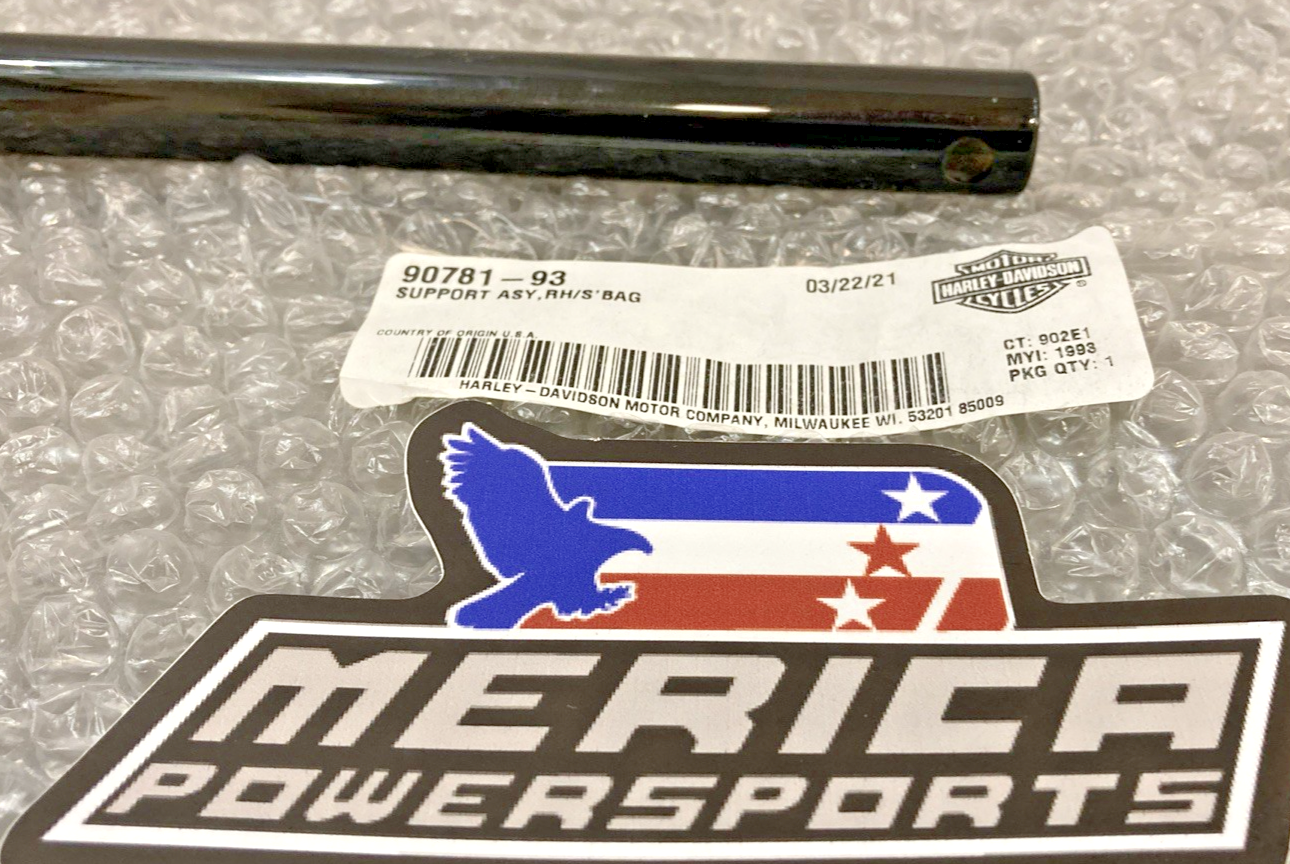 NEW GENUINE HARLEY DAVIDSON 90781-93 RH SADDLEBAG SUPPORT