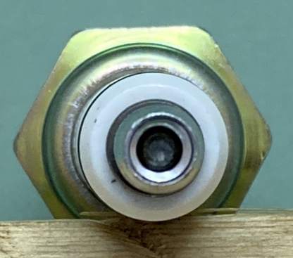 NEW GENUINE NGK B9EVX SPARK PLUG 7254