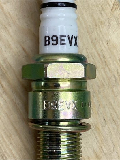 NEW GENUINE NGK B9EVX SPARK PLUG 7254