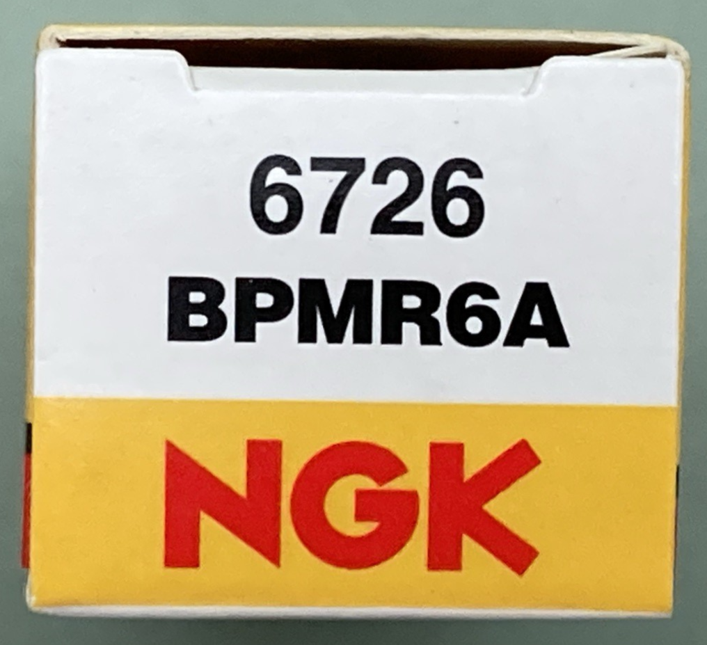QTY 2 NEW GENUINE NGK 6726 SPARK PLUG BPMR6A