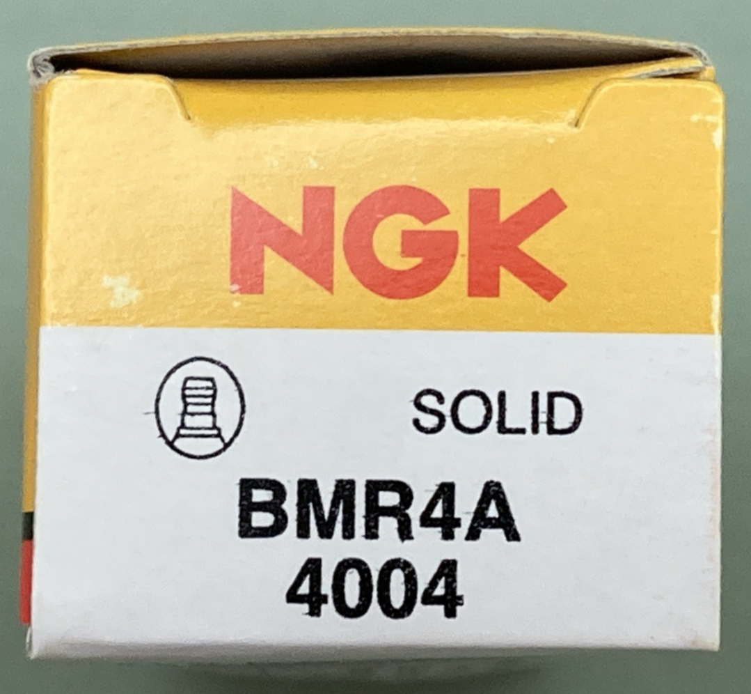QTY 2 NEW GENUINE NGK 4004 SPARK PLUG BMR4A