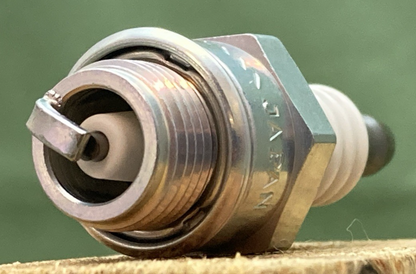 QTY 2 NEW GENUINE NGK 4004 SPARK PLUG BMR4A