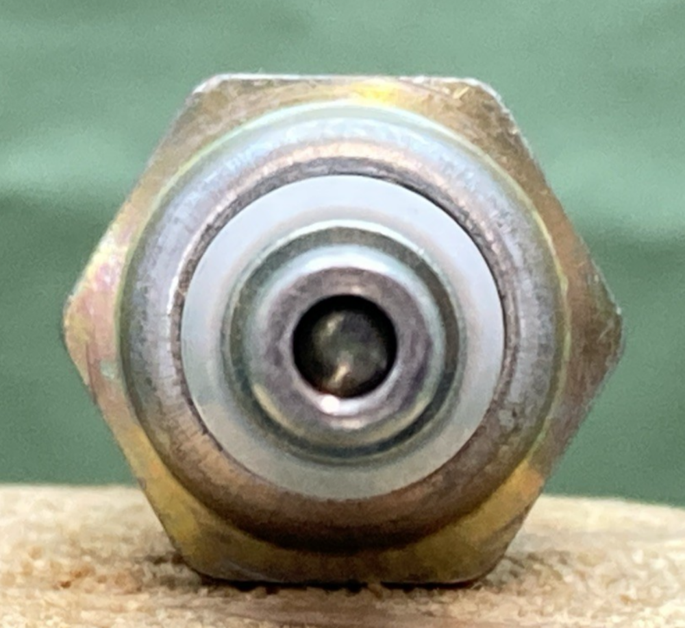 NEW GENUINE NGK B10EV SPARK PLUG