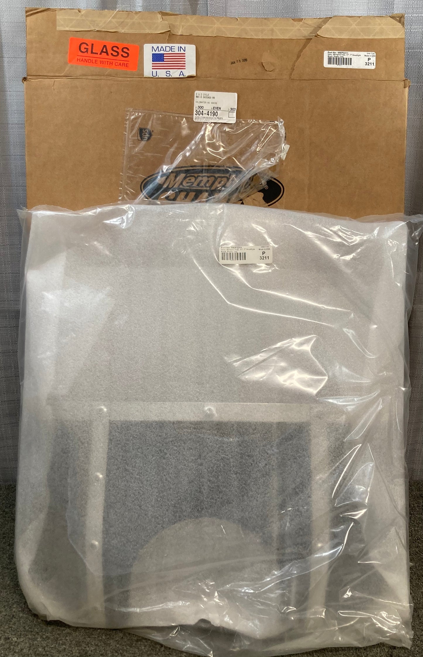 New Genuine Memphis MEP3211 Windshield for Fats, 17in.
