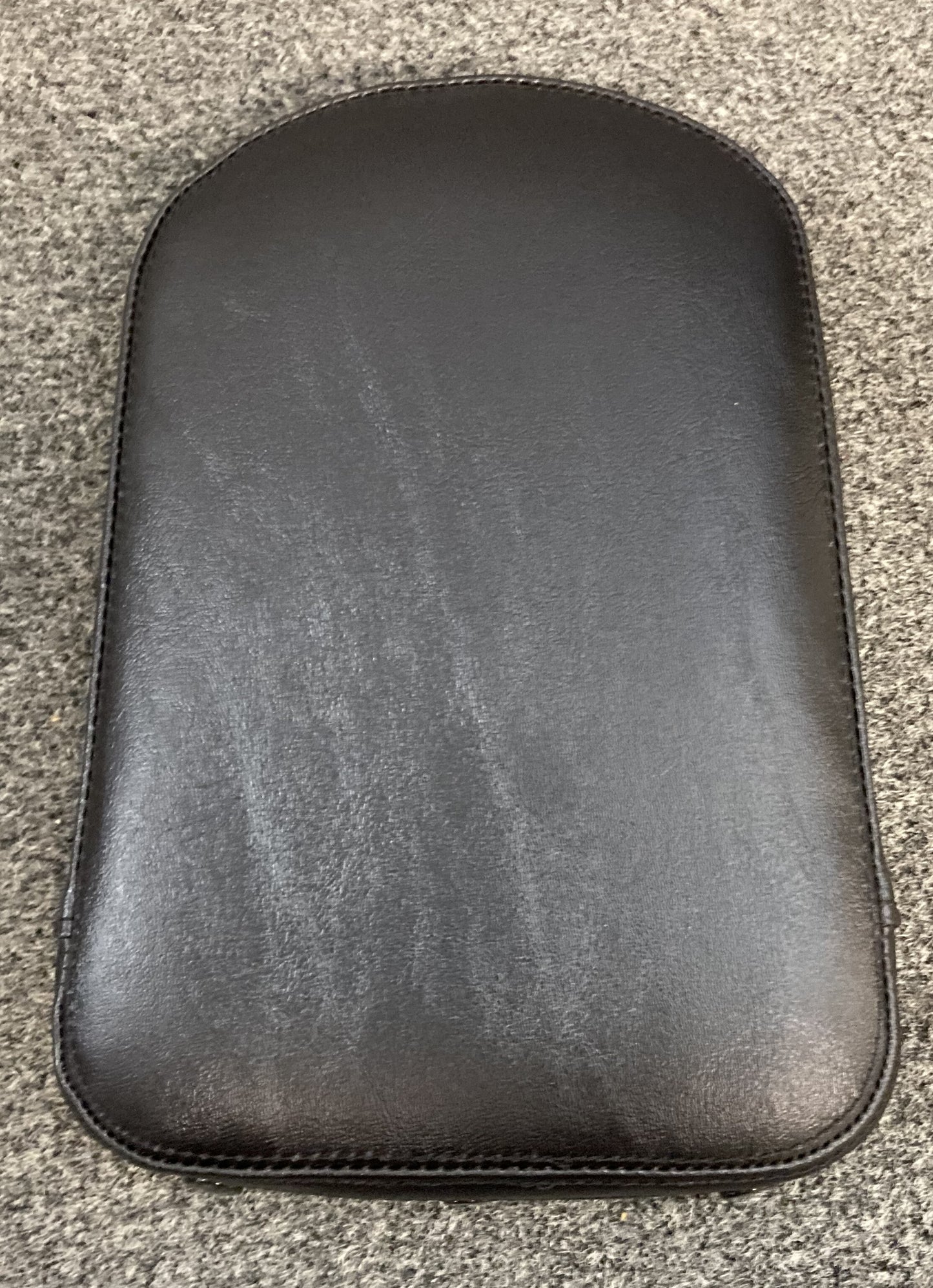 New Genuine Honda 08F75-MAH-A00F Backrest With Pad, Shadow Cruiser