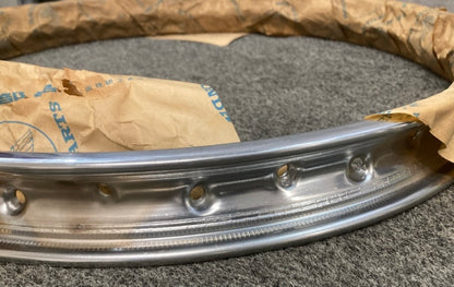 Honda 44701-364-711 Rim Fr 1.40X19 New Genuine