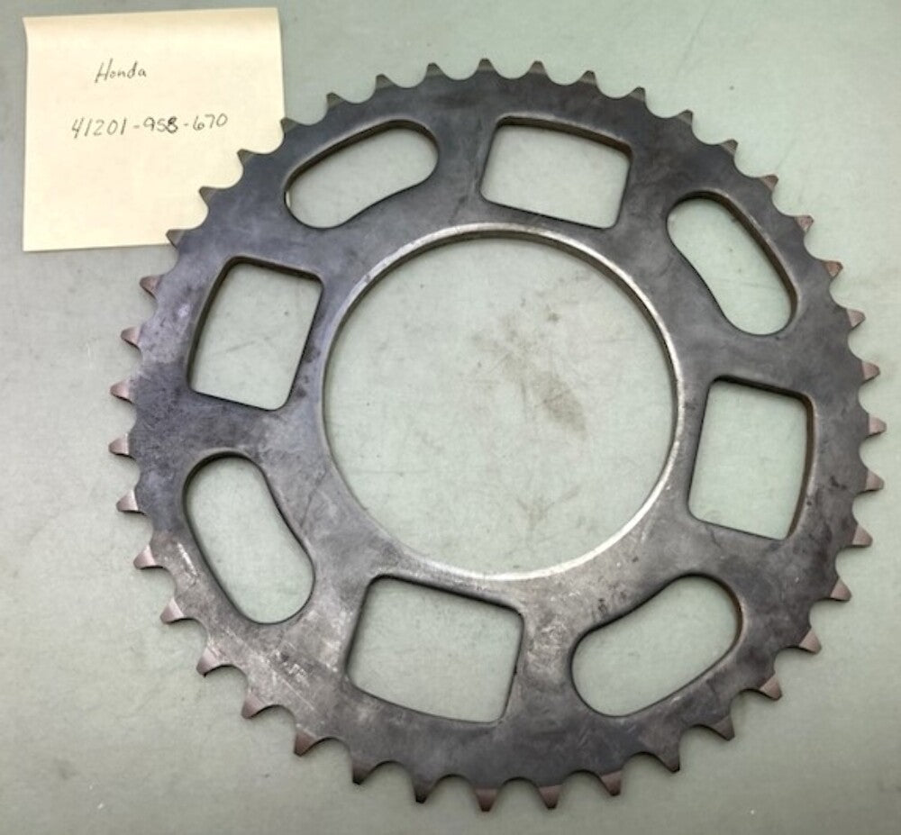 Honda 41201-958-670 ATC 185S 41T Rear Sprocket New Replaces