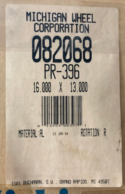 Michigan Wheel 082068 Propeller 16x13 AL RH 17 Spline New Genuine