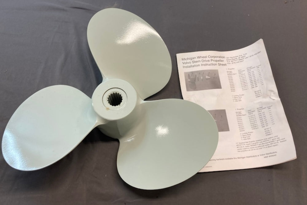 Michigan Wheel 082068 Propeller 16x13 AL RH 17 Spline New Genuine