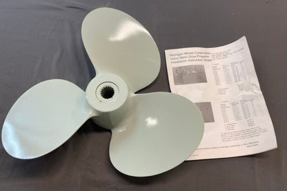 Michigan Wheel 082068 Propeller 16x13 AL RH 17 Spline New Genuine