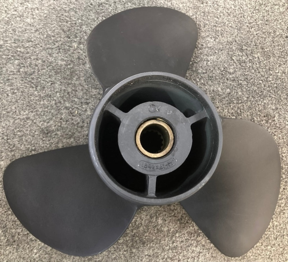 Yamaha 6G5-45972-02-98 Propeller 3X13-3/4"X21"-M Rh 15 Spline New Genuine