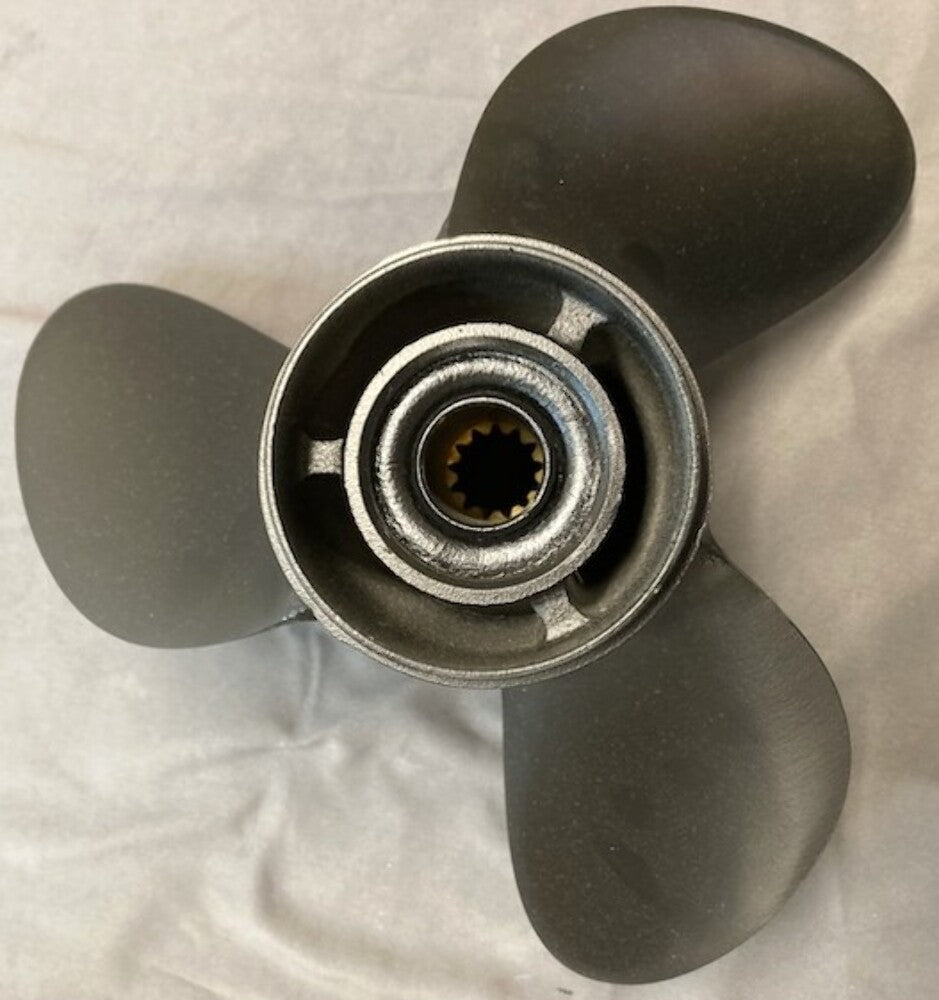 Michigan 012039 Alum. RH Propeller 3 Blade 13 Spline 11.75" x 17" New Genuine