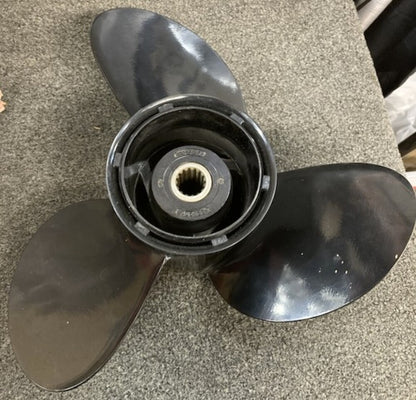 OMC 391200 Propeller 3 Blade 15 Spline 15" x 17" New Genuine