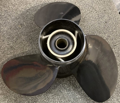 OMC 391200 Propeller 3 Blade 15 Spline 15" x 17" New Genuine