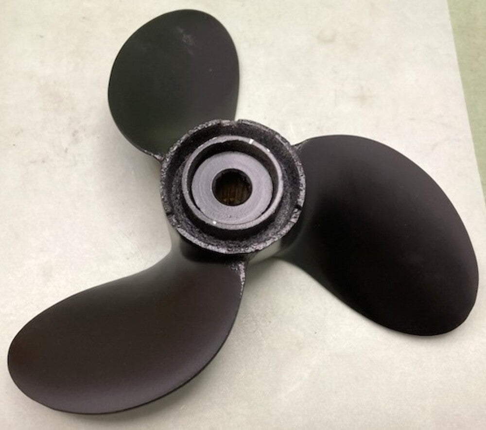 Michigan 012030 Alum. RH Propeller 3 Blade 13 Spline 9.25" x 12" New Genuine